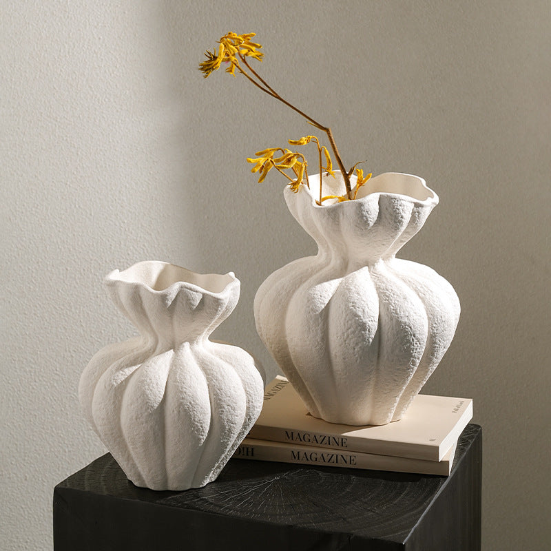 French-style white elegant decorative vase